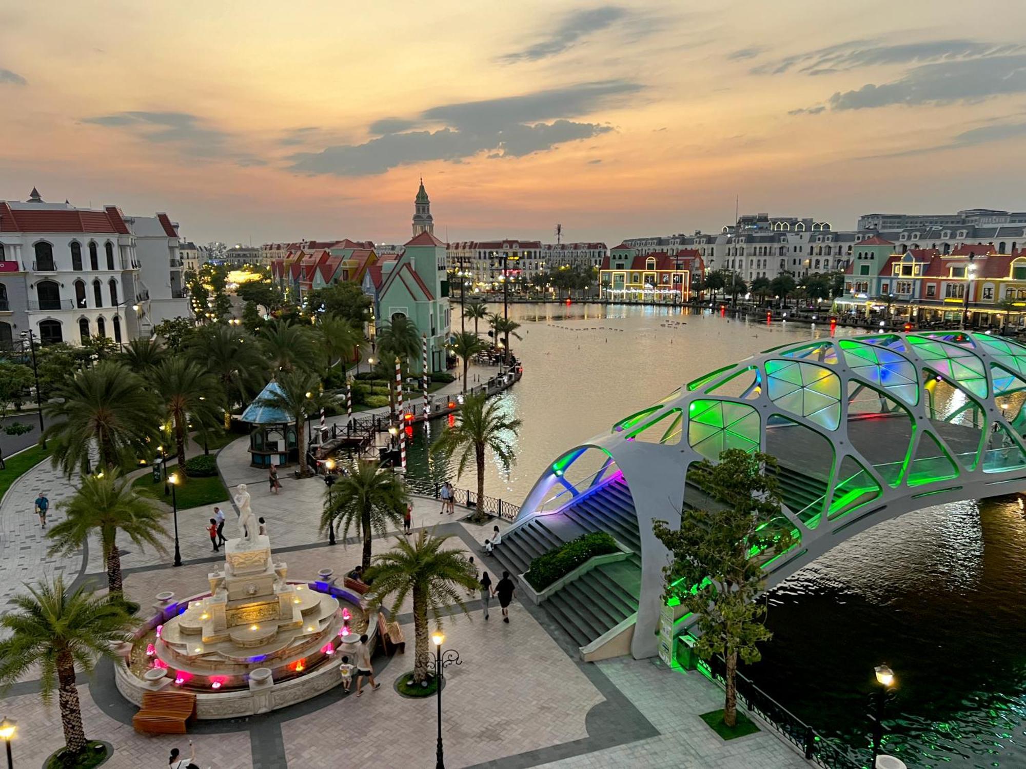 Legacy Hotel - Grand World Phú Quốc Eksteriør billede
