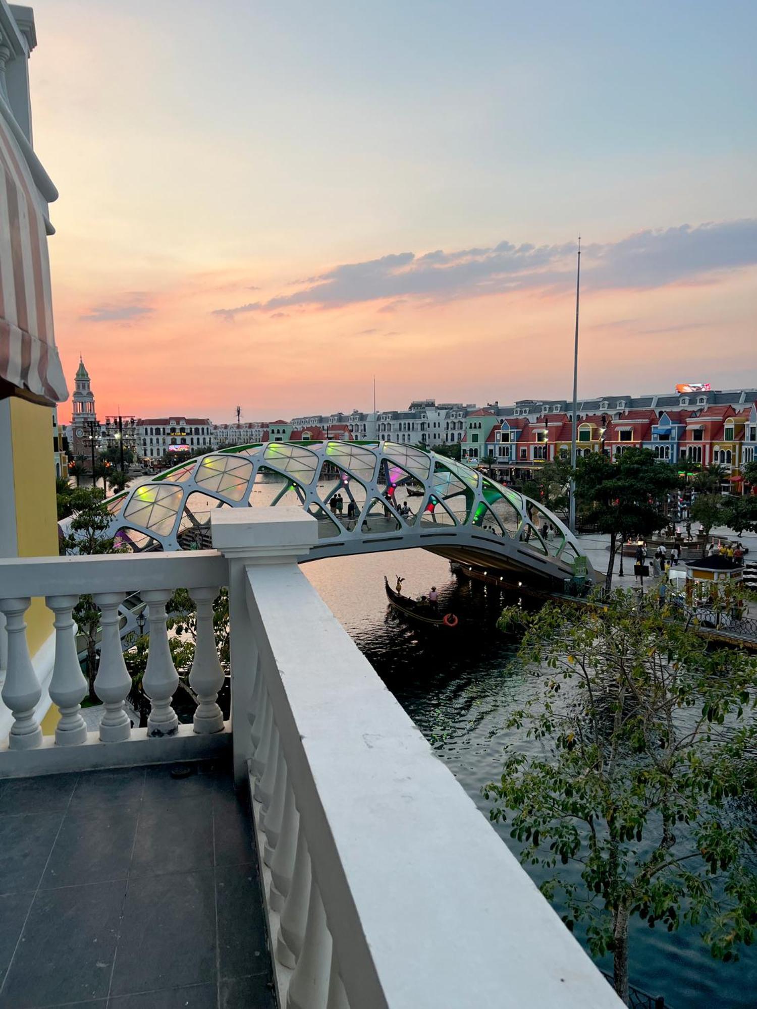 Legacy Hotel - Grand World Phú Quốc Eksteriør billede